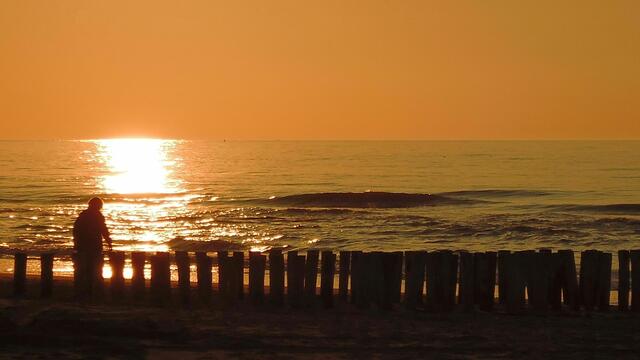 Sonnenuntergang hinter Buhnen, Zeeland | Foto: von mir