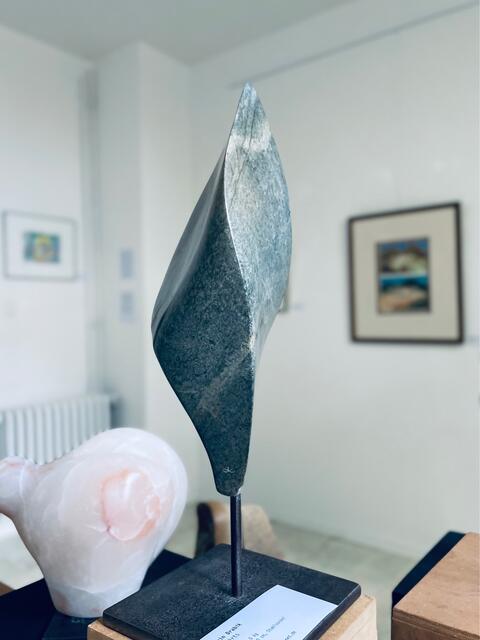 Blick in die Ausstellung "SKULPTUR" in der Ruhr Gallery Mülheim mit Arbeiten von Karin Drabik