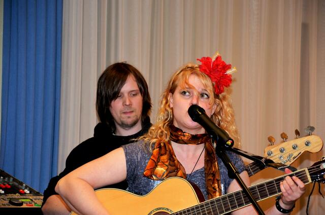 Jaana Redflower und Adrian Klawitter | Foto: Manfred Wrobel