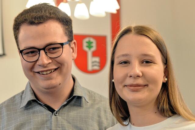 Das künftige Velberter Stadtprinzenpaar Florian Schulz und Ann-Kathrin Engnath verbindet die Freude am Gardetanz und Gesang. "Vielleicht bringen wir etwas davon in unsere Regentshaft ein", deuten sie vorsichtig an.