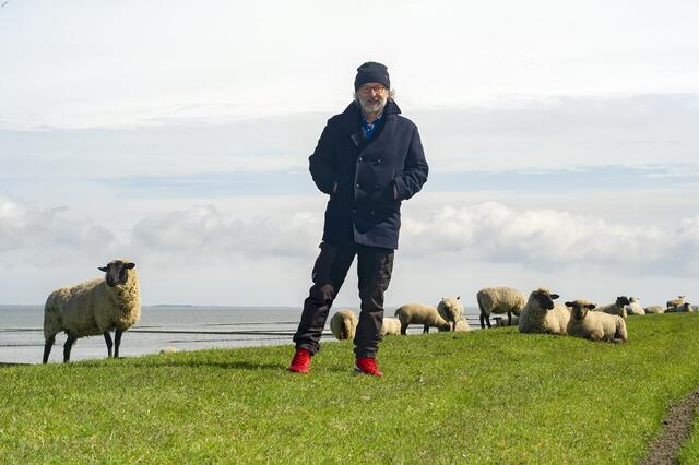 "Ich liebe es, in Ostfriesland zu leben und zu wohnen. Das war immer mein Sehnsuchtsort. Foto: Ute Bruns
