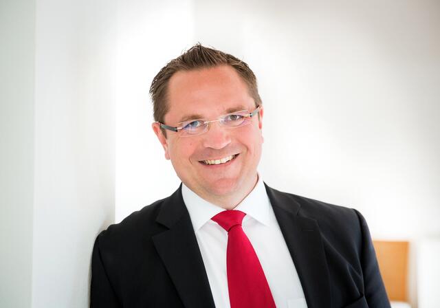 Landrat Marco Voge besuchte mit GWS Geschäftsführer Jochen Schröder die GGT in Iserlohn. Foto: Marco Voge