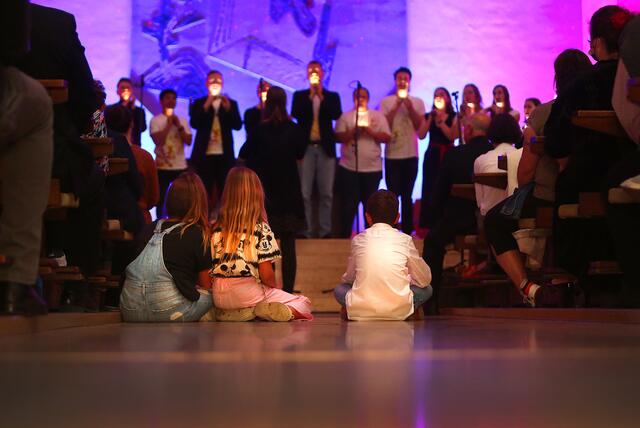 Young Generation - auch die jüngsten Besucher können sich der Faszination der Musik und der Magie des Abends nicht entziehen! | Foto: Carsten Walden - http://www.fotografie-walden.de/