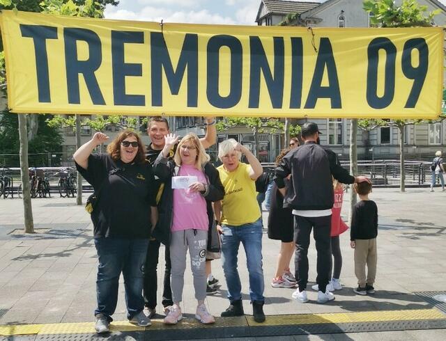 Zwei Tickets für Fort Fun gewonnen! Das ist doch wohl ein Grund zum Jubeln.