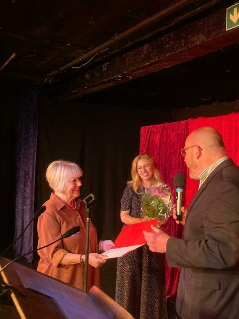 Es war nicht immer so leicht, in der SPD zu bleiben, aber man muss durchhalten und kämpfen, meint Ulrike Hartenstein zu ihrer lang andauernden Mitgliedschaft.