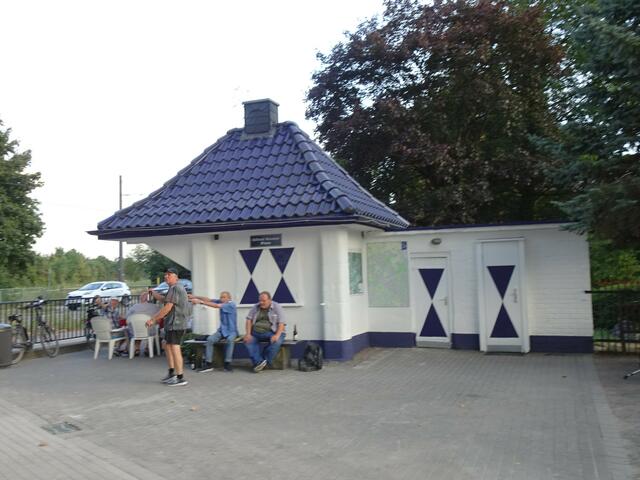 Durch das ursprüngliche Revier. 