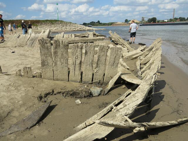 Wrack De Hoop in Griethausen Rheinkilometer 860 | Foto: umbehaue