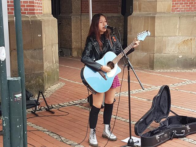 Sarah Hübers hat 2021 den Songwriter-Wettbewerb „Dein Song“ bei KiKA gewonnen.