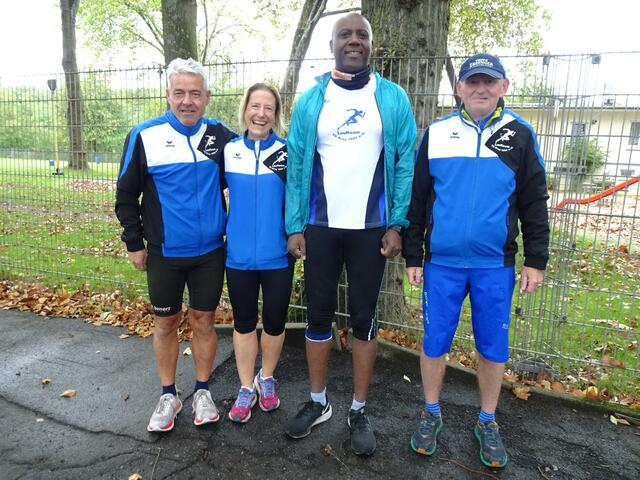 Das Krayer Laufteam.  Es fehlt Wibke Harnischmacher. 