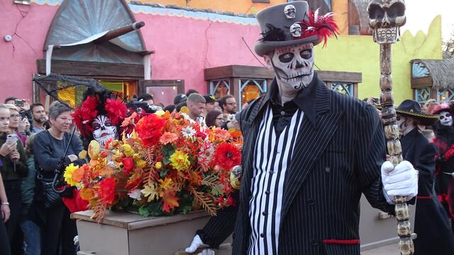 Parade im Toverland - Fiesta de la Muerte | Foto: (privat)