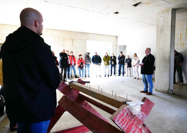 Ulrich Leggereit, verantwortlicher Geschäftsbereichsleiter beim Diakoniewerk Essen, moderierte die Veranstaltung. | Foto: Kirchenkreis Essen/Stefan Koppelmann