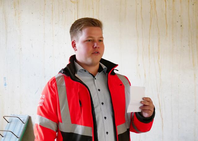 Auch der Richtfest-Spruch durfte natürlich nicht fehlen. | Foto: Kirchenkreis Essen/Stefan Koppelmann