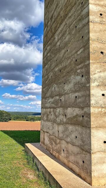 Blick in die weite Eifellandschaft. | Foto: ©Margot Klütsch