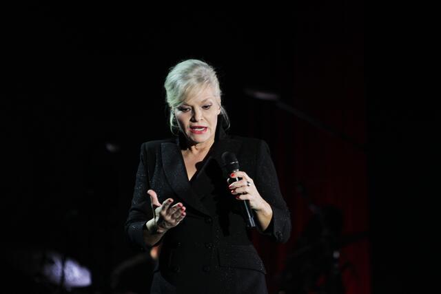 Ina Müller &amp; Band die Perle Hamburgs im tiefen Westen live on tour | Foto: Ulrich Rabenort