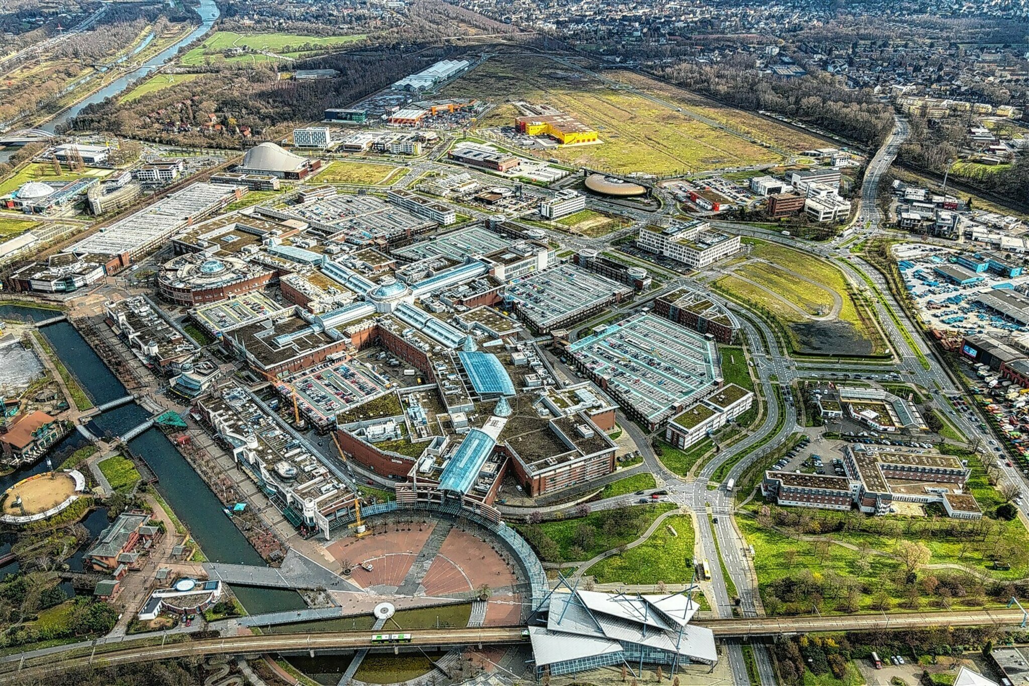 Stadtarchiv zeigt Oberhausen im Wandel der Zeit Von der Montanstadt