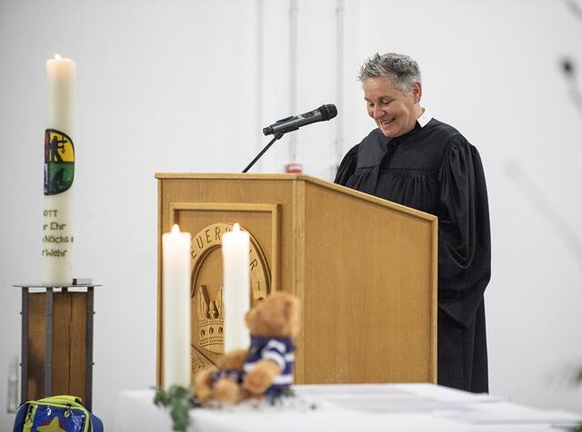 Monika Kindsgrab, Assessorin und stellvertretende Superintendentin des Kirchenkreises Essen, begrüßte die Gäste. | Foto: Kirchenkreis Essen/Alexandra Roth