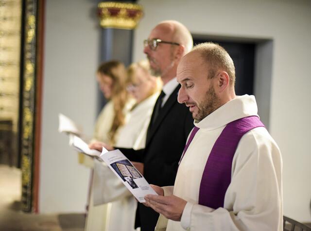 An der liturgischen Gestaltung wirkten Vertreter*innen aus verschiedenen Gemeinden mit. | Foto: Kirchenkreis Essen/Alexandra Roth