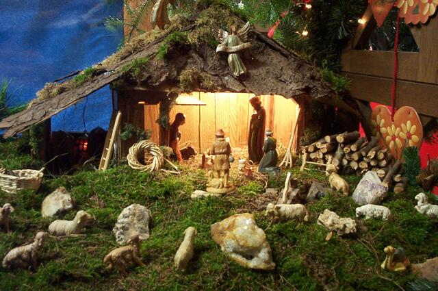 Mit dieser einzelnen Krippe hat 1997 hinter dem Garagenfenster alles begonnen.