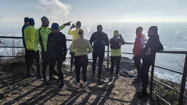 Am Aussichtspunkt an den Ruhrklippen auf dem Klusenberg.