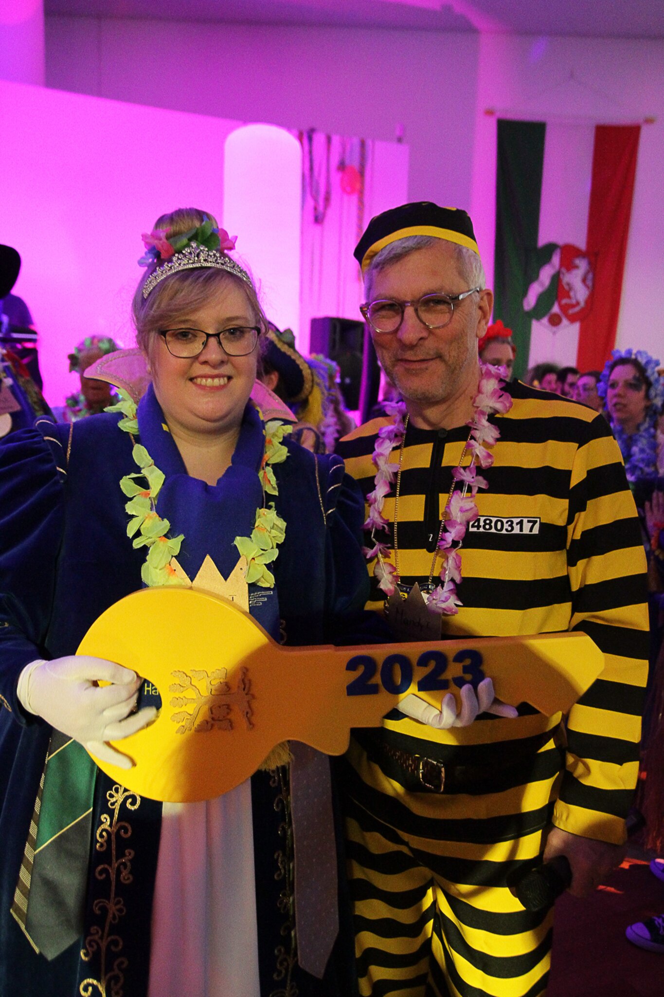 Altweiber in Hagen- auf Tour mit Prinzessin Mandy I - Hagen