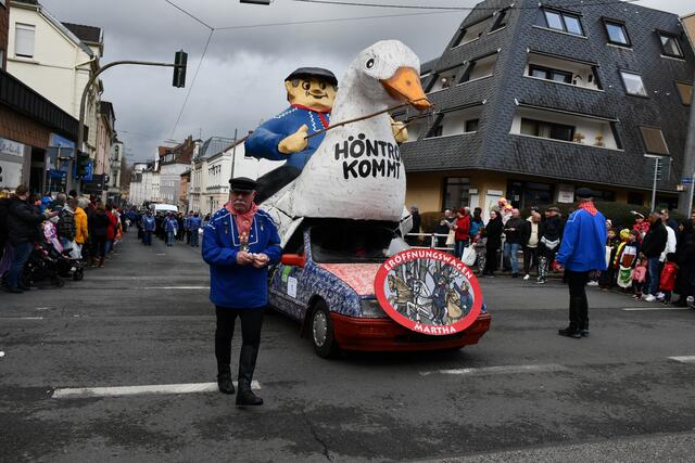 Karneval in Wattenscheid: Karnevalsumzug von Günnigfeld bis