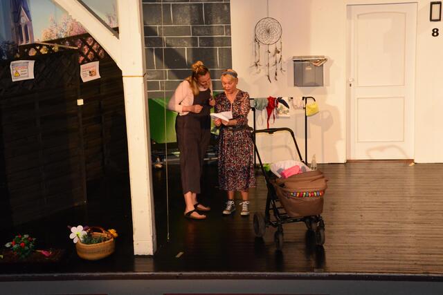 Lisa Schäffer (Verena Prenger)
Bine Hartmann (Meike Graefen)