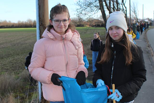 Bunt gemixt  aus der Serie: Rund 170 Teilnehmer waren bei der 15. Umweltsammelaktion wieder dabei | Foto: © Jürgen Thoms 