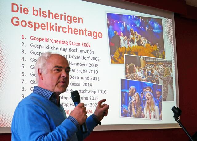 Martin Bartelworth stellte die Geschichte dieses einzigartigen Festivals vor. | Foto: Kirchenkreis Essen/Stefan Koppelmann