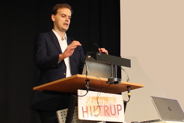 Oberarzt Sebastian Edelbusch zum Thema: Hat Parkinson Einfluss auf Gedächtnis  und Konzentration? | Foto: © Jürgen Thoms 