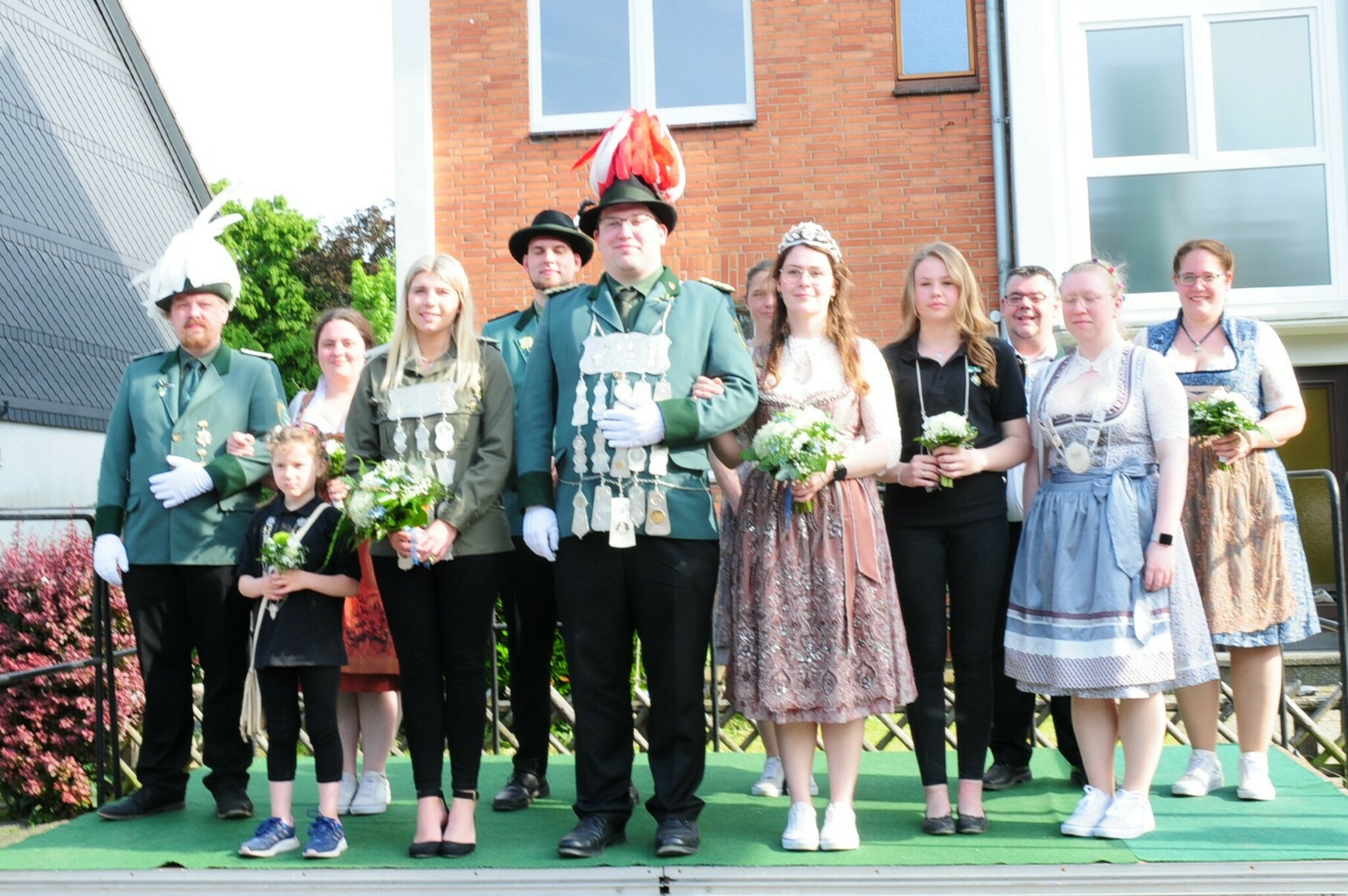 Schützenfest in Duisburg Großenbaum Sonntag Großer Festzug mit