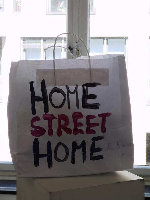 Eindrucksvoll und respektvoll ist die Schau von Marga Rettkowski-Felten inszeniert  - a must see! | Foto: Mülheimer Kunstverein und Kunstförderverein KKRR