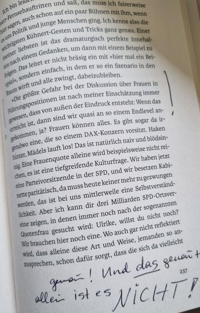 Kevin Kühnert im Gespräch mit Sophie Passmann ....