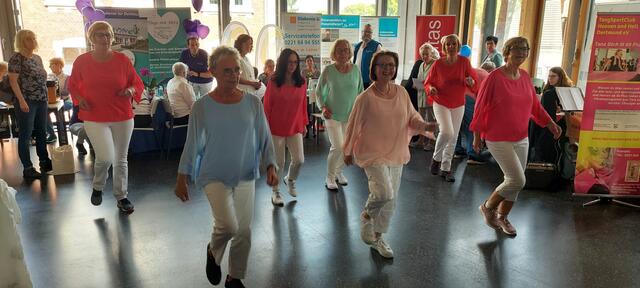 … der Tanzgruppe von Heaven &amp;Hell e.V. sorgten für den unterhaltsamen Teil.  