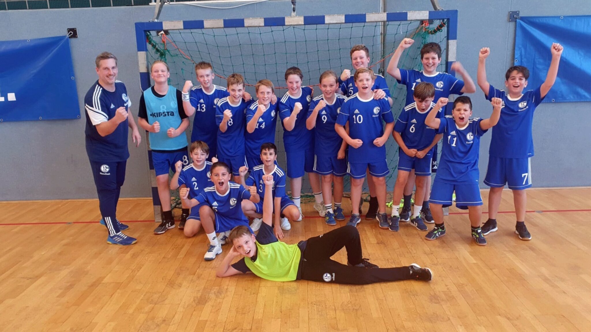 Handball Schalke 04 Männliche D1Jugend siegt und verteidigt den 1