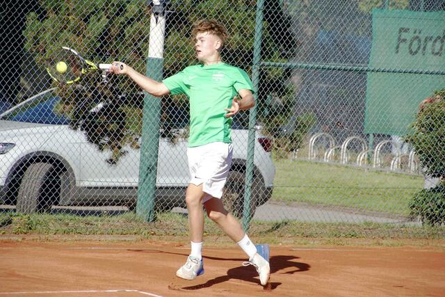 Erik Lennox Drahten, eingesetzt an Position zwei. Bei den Spielen der Westfalenligagruppe, beim Endspiel um die Westfalen-Meisterschaft, im Halbfinale und Endspiel der NRW-Meisterschaft siegte er in acht von neun Einzelspielen.