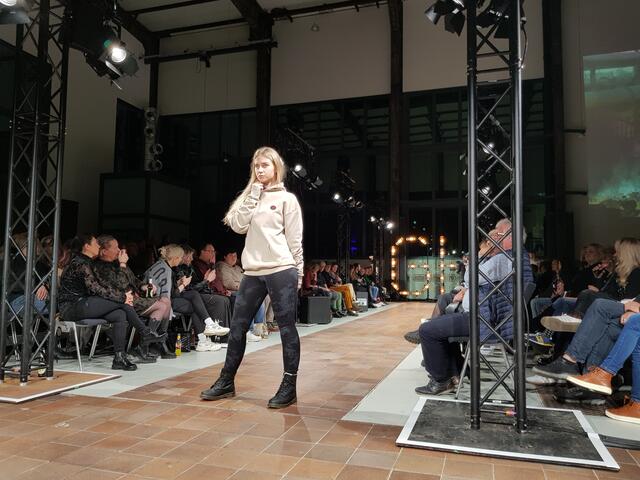 Modelabel "Grubenhelden" und die Stiftung Zollverein zeigen die erste "Zollverein-Kollektion" in einer Fashion-Show 