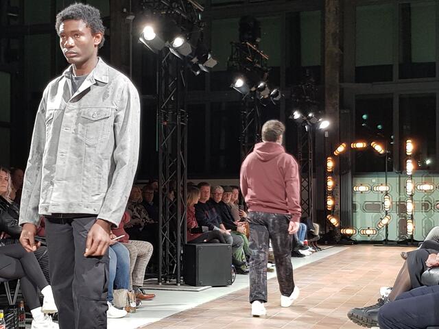 Modelabel "Grubenhelden" und die Stiftung Zollverein zeigen die erste "Zollverein-Kollektion" in einer Fashion-Show 