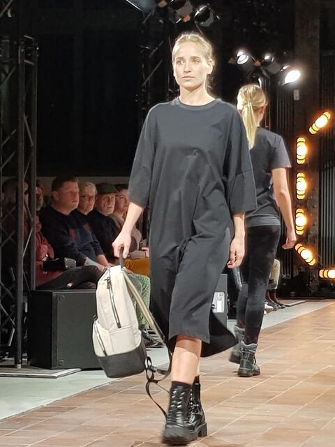 Modelabel "Grubenhelden" und die Stiftung Zollverein zeigen die erste "Zollverein-Kollektion" in einer Fashion-Show 
