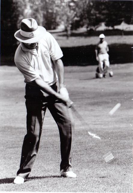 Nach seiner Fußball-Karriere fröhnte Franz Beckenbauer in seiner Freizeit dem Golfsport. Auch als Ausrichter vieler Golf-Benefiz-Turniere für seine Franz-Beckenbauer-Stiftung. | Foto: Ulrich Rabenort