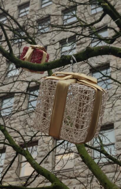 Beschenke Freunde, und alle die es mal´gebrauchen´ könnten, ...und vergiss´auch nicht, DICH Selbst´mal´zu beschenken♥
Dezember 2023@ana´