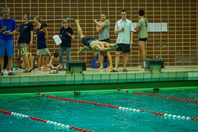 Pfiff und Start - Nur fliegen ist schöner! | Foto: Martin Wieser