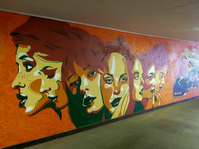 Bunt im Untergrund - Graffiti im Hbf Ludwigshafen