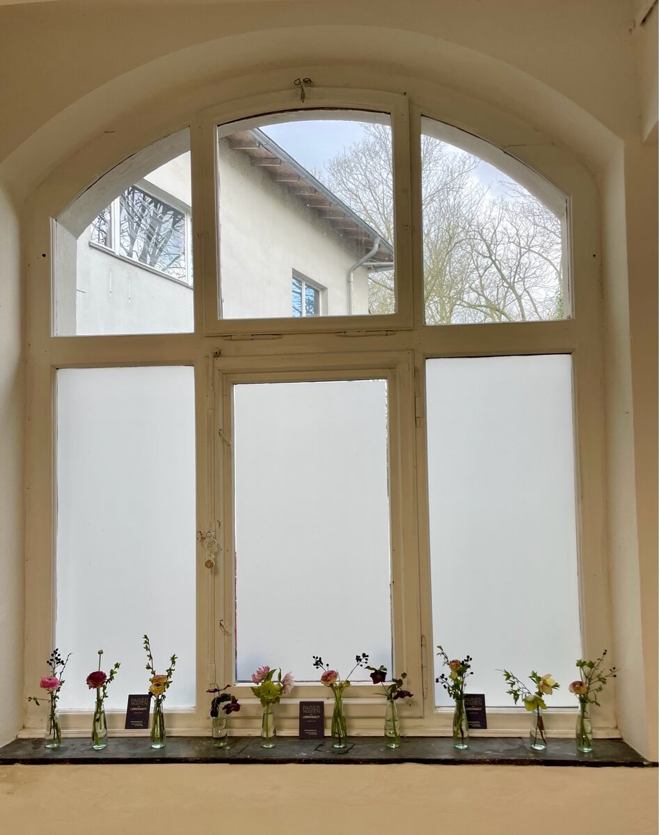 Workshopthema "Frühlingserwachen" in der Ruhr Gallery, liebevoll dekoriert von der Papierwerkstatt Mülheim | Foto: Mülheimer Kunstverein KKRR