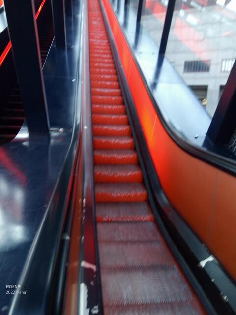 ORANGE ... kennt man hier, in Essen
2022@ana´