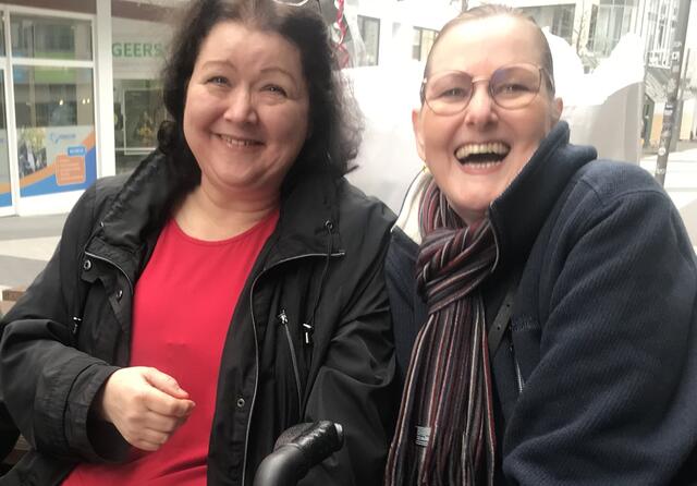 HAHAHAHA... wir können gemeinsam herzlich darüber lachen!