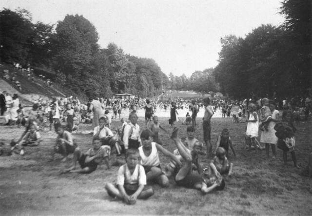Planschbecken im  Hiltroper Park | Foto: unknown - Sammlung Kivelitz