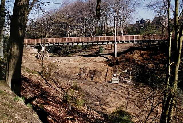 Bau der Neuen Brücke über den Ostbach 1999-2000