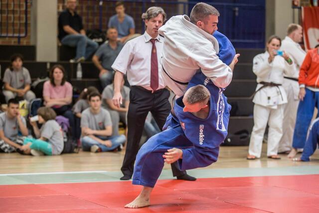 Finale bei einem German Open Turnier: der serbische Meister wirft den tschechischen Meister | Foto: privat