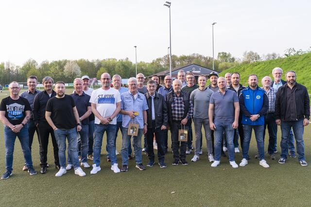 Trafen sich jetzt zu ihrer ersten Sitzung in 2024: die Delegierten der Marler Fußballvereine diskutierten über die Stadtmeisterschaften und wählten einen neuen Fachschaftsleiter.

© Stadt Marl / Stadtsportverband