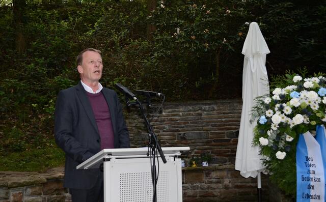 OB Burkhard Mast-Weisz | Foto: Horst Nauen